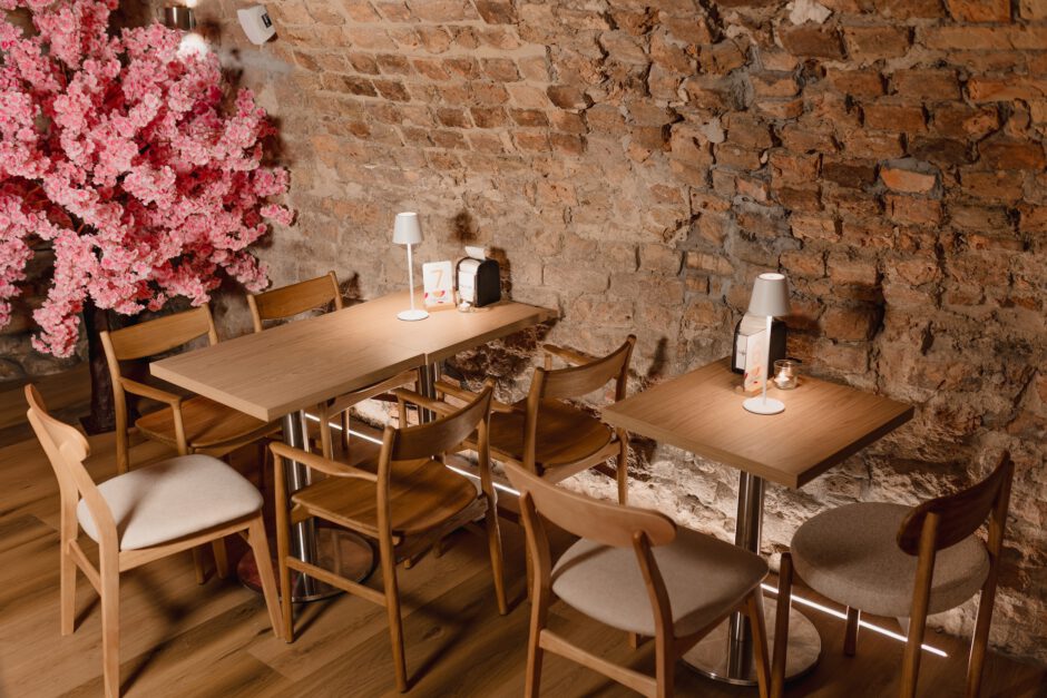 restauracje Poznań CAFE BAJKA - DESERY LODOWE / ŚNIADANIA / NALEŚNIKI