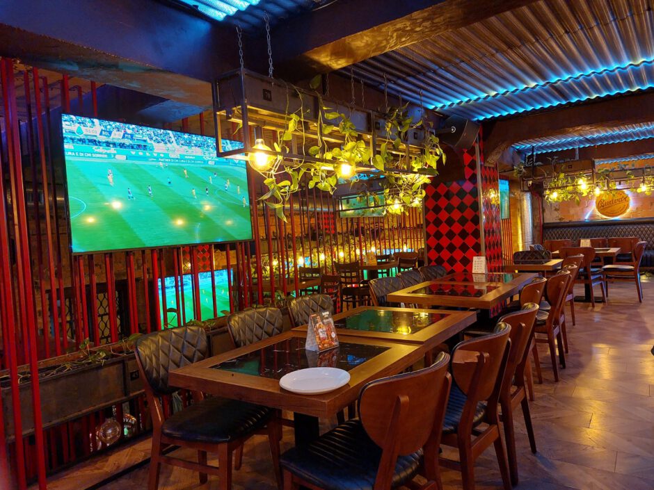 restauracje Poznań Drevny Kocur 77 Poznań