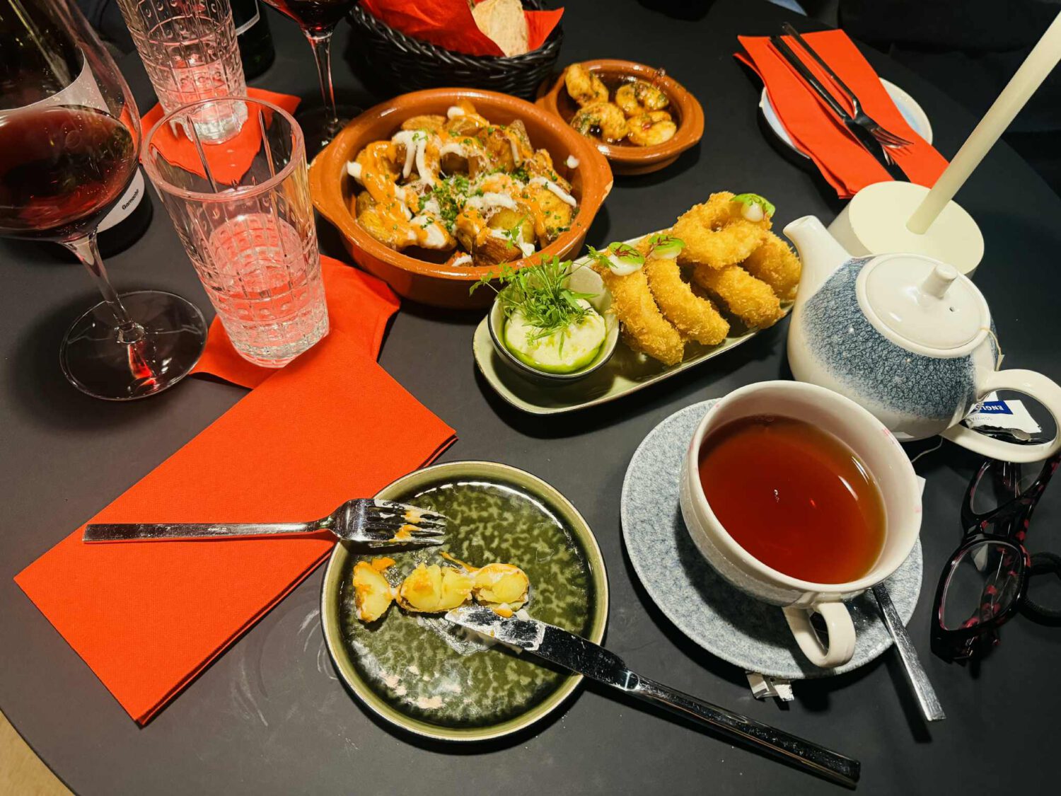 PASODOBRE Restaurant & Tapas Bar